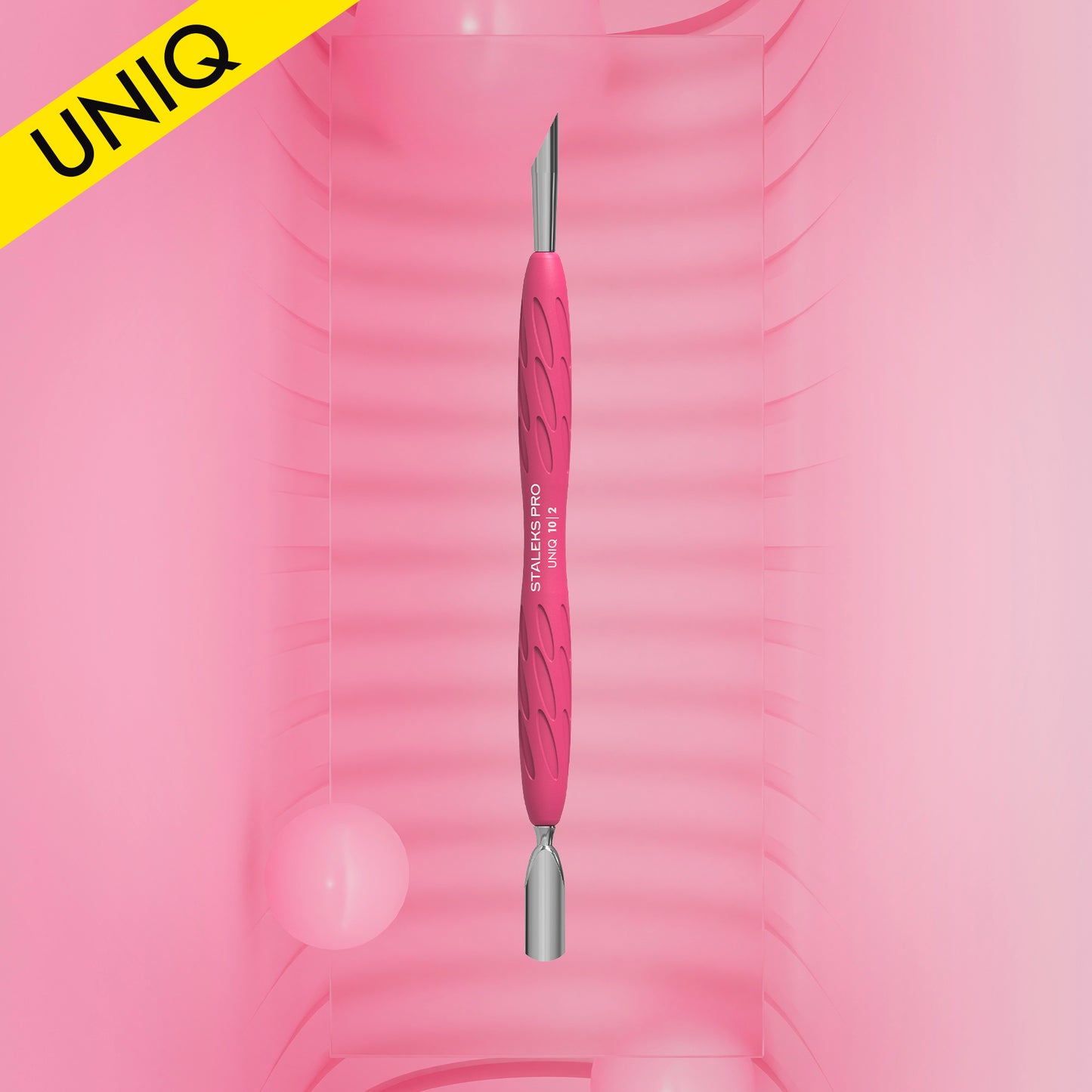 Manicure pusher Gummy with silicone handle UNIQ 10 TYPE 2 YELLOW (rounded narrow and beveled pusher)