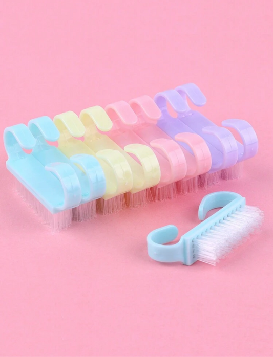 Mini manicure brush